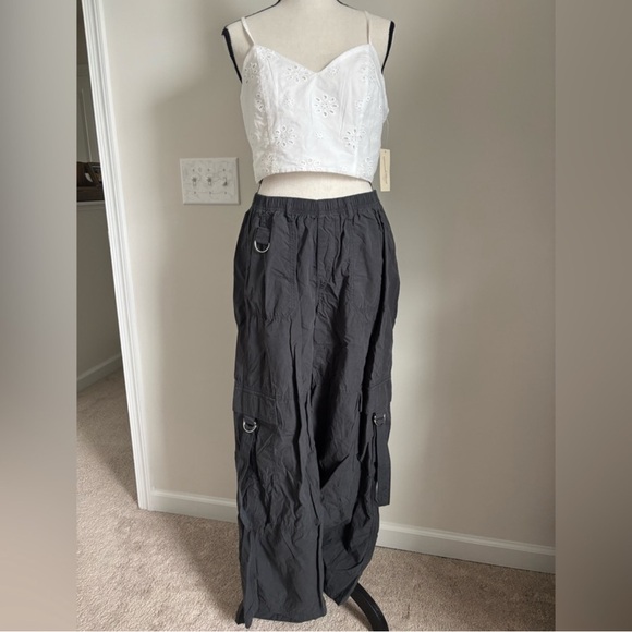 NWT Dark Gray Cargo Pants - Picture 12 of 12